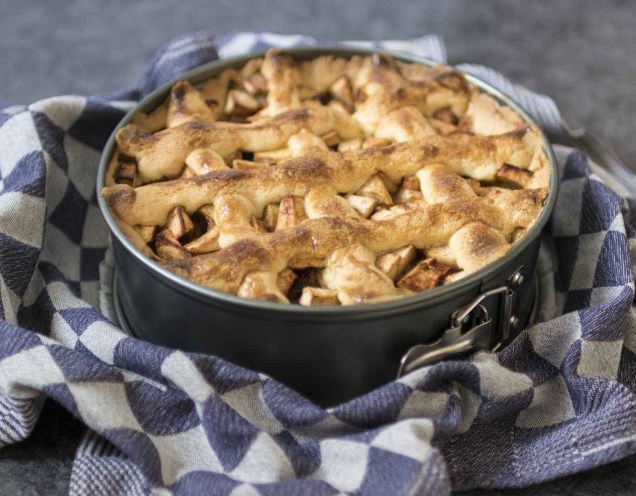 Laura's Pie orders will be delivered on October 30th.